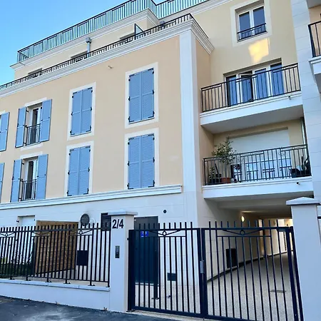 Apartment Elegant Minimaliste Entre Paris Et